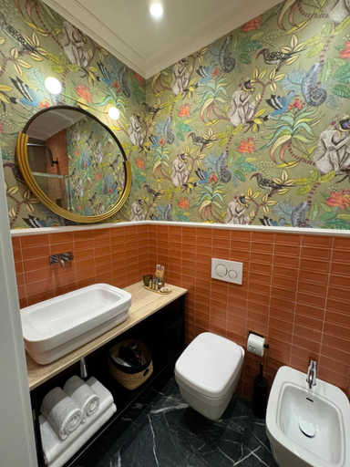 Bathroom 7
