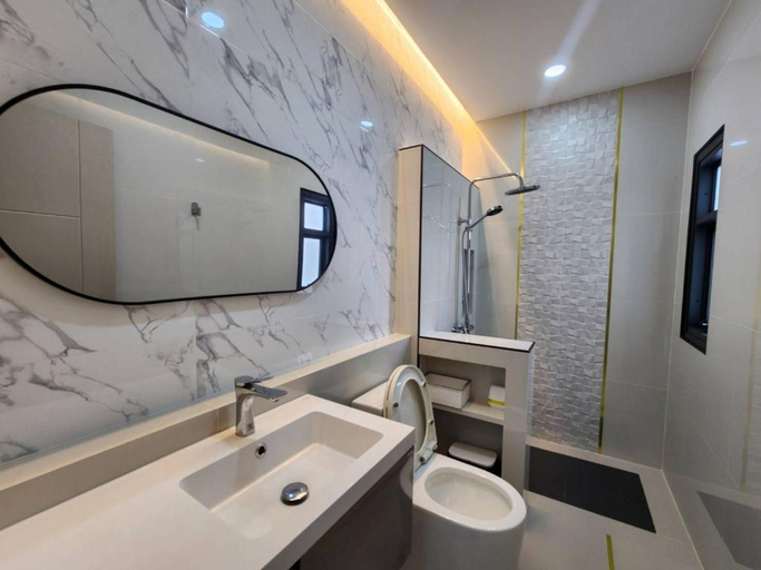 Bathroom 4, Songmee Pool Villa Nikompattana, K. Nikhom Pattan