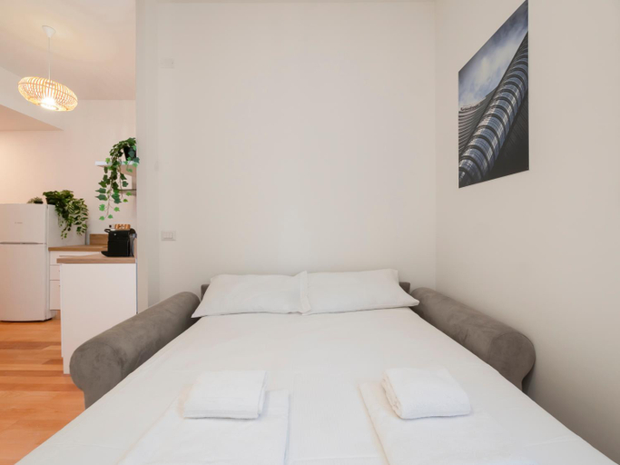 Bedroom 18