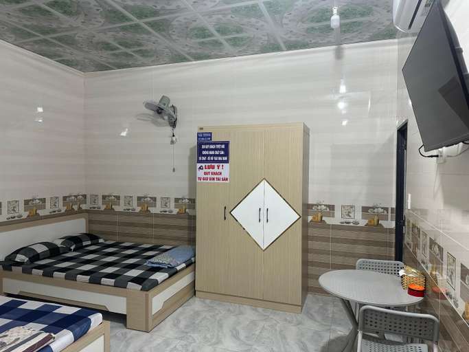 Others 5, Nhà Nghỉ Bảo Ngọc, Dong Xoai