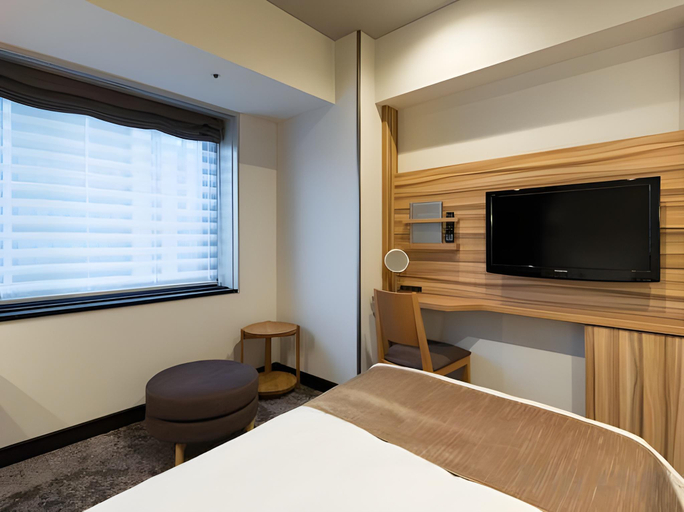 Bedroom 12