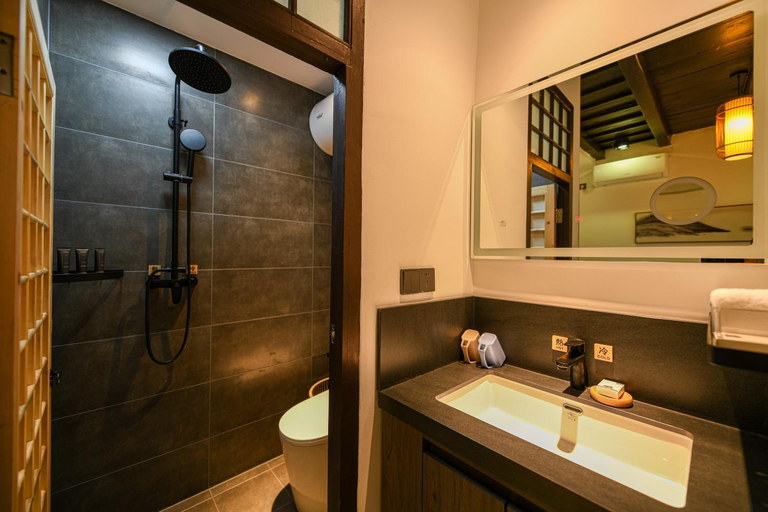 Bathroom 4, Elsewhere Hotel Inn Ancient City Center Branch, Jinzhong