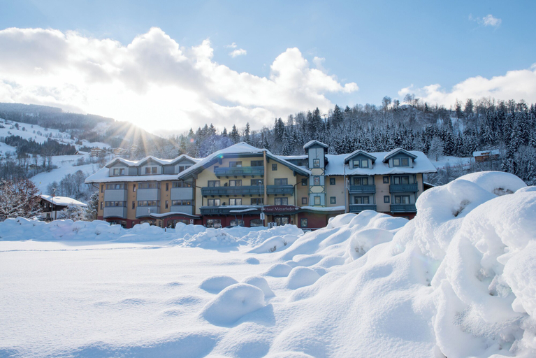 Exterior & Views, B&B das Alpinhotel Maistatt, Liezen