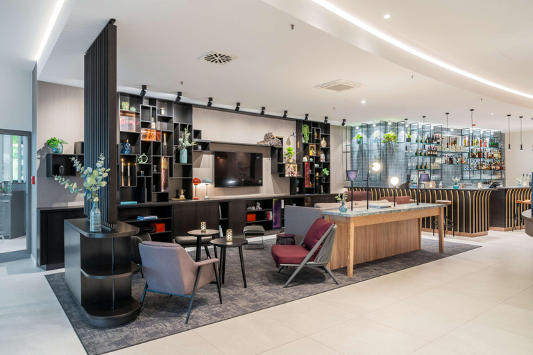 Food & Drinks 5, Premier Inn Würzburg Hotel, Würzburg