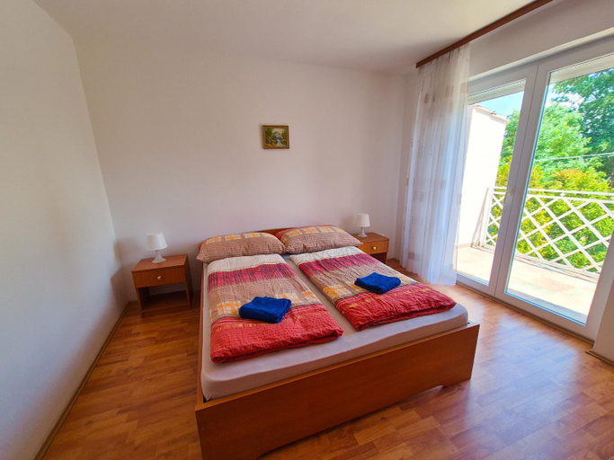 Others 5, Ildiko Apartmanhaz, Siófok