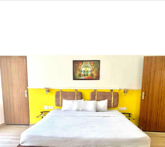 Bedroom 2, Luxury Aloha Majestic Apartments, Garhwal