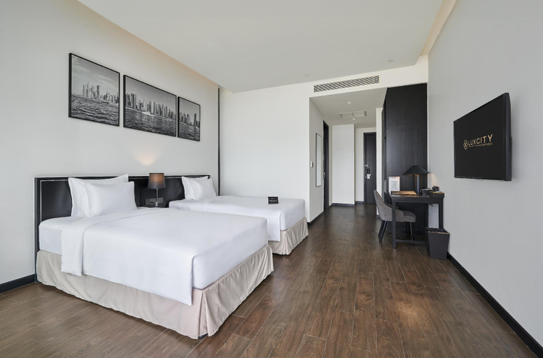 Bedroom 8