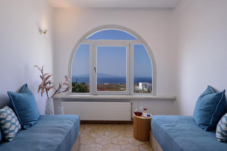 Others 4, Sensia villa with Hot tub and Caldera View, South Aegean