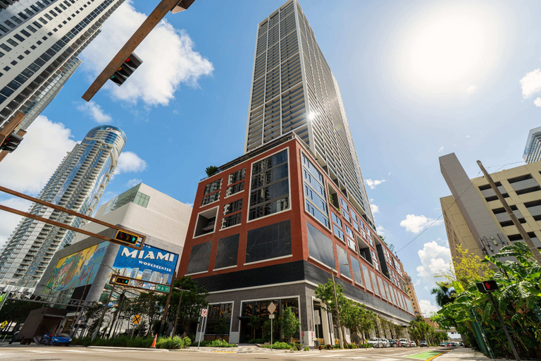 Exterior & Views 2, Building Gale Downtown - We Host, Miami-Dade