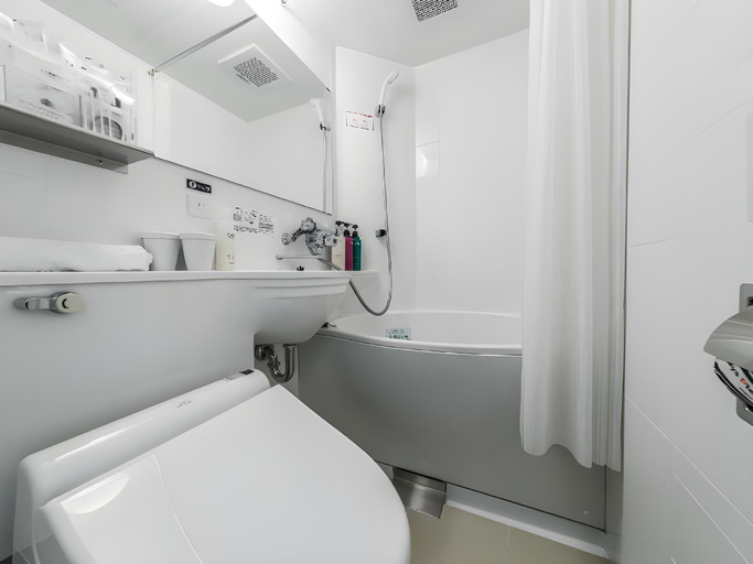 Bathroom 8