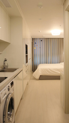 Bedroom 24