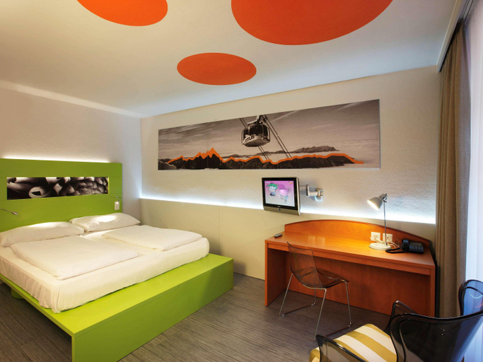 Bedroom 13