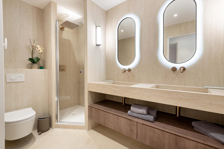 Bathroom 3, Agence des Residences - Appartements prives du 45 CROISETTE- Prestige, Alpes-Maritimes