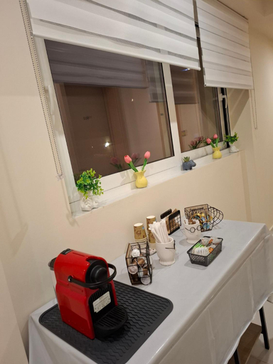 Food & Drinks, AIR-IN Rooms with magnificent views, Attica