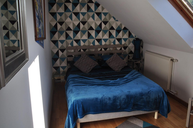Others 2, 3 chambres a la campagne au nord d' Amiens, Somme