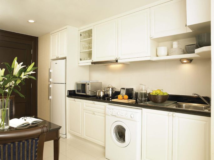 Dining Room 7
