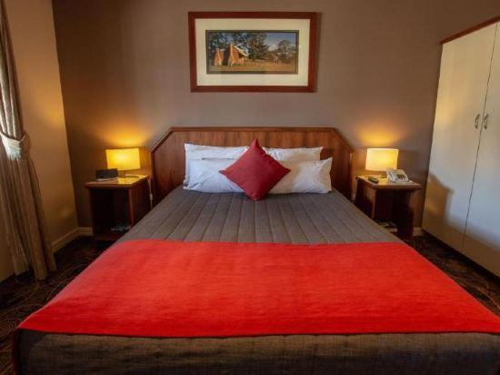 Bedroom 12