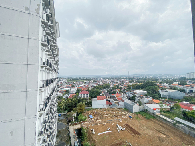 Others 5, Homey And Cozy Studio Apartment At The Alton, Semarang