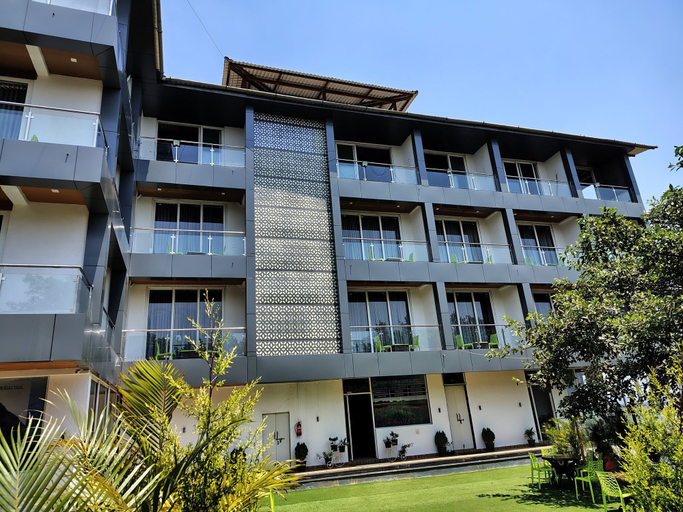 Exterior & Views 1, Aakaar Valley, Satara