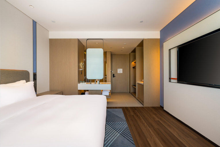 Bedroom 16