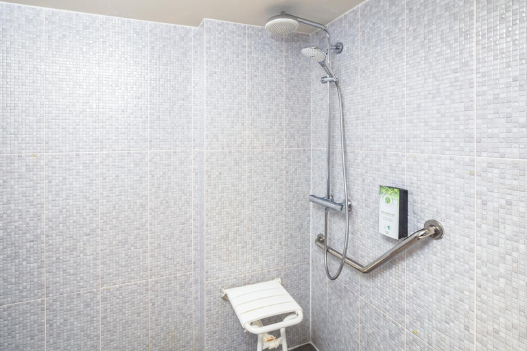 Bathroom 3, Campanile NATURE - Cergy Saint Christophe, Val-d'Oise