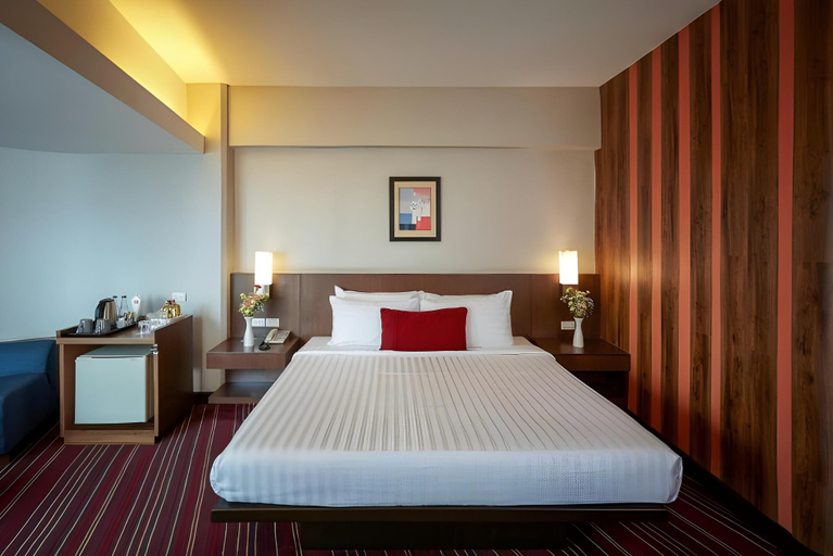 Bedroom 25