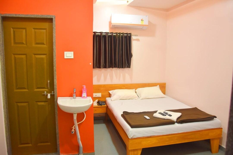 Others 3, Hotel Shivansh Executive, Kolhapur