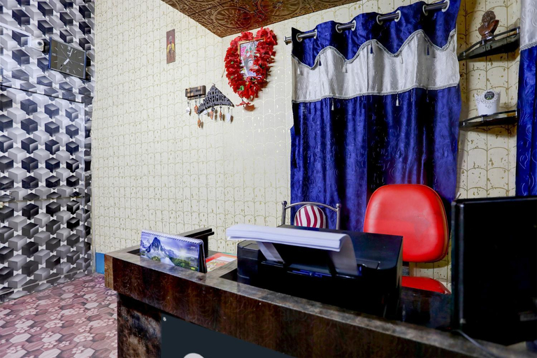 Public Area 2, Hotel O A.R. Lodge, Barddhaman
