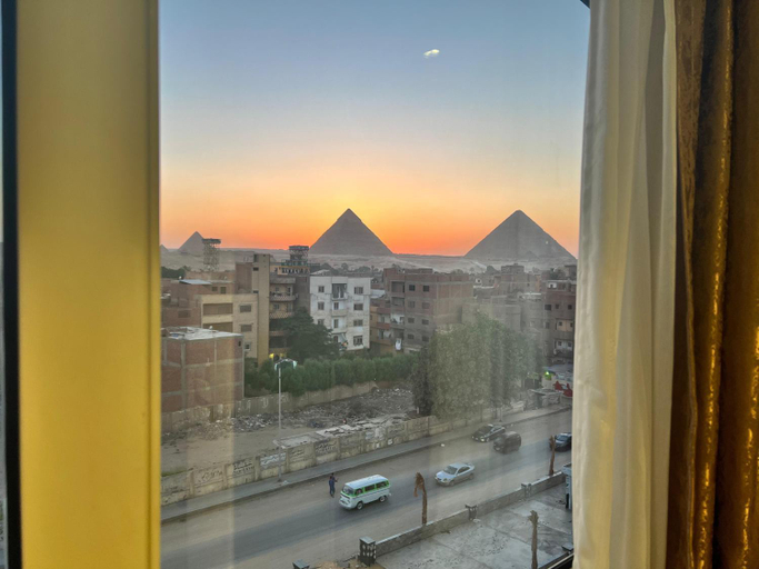 Others 5, King Khafren Pyramids View, Al-Ahram
