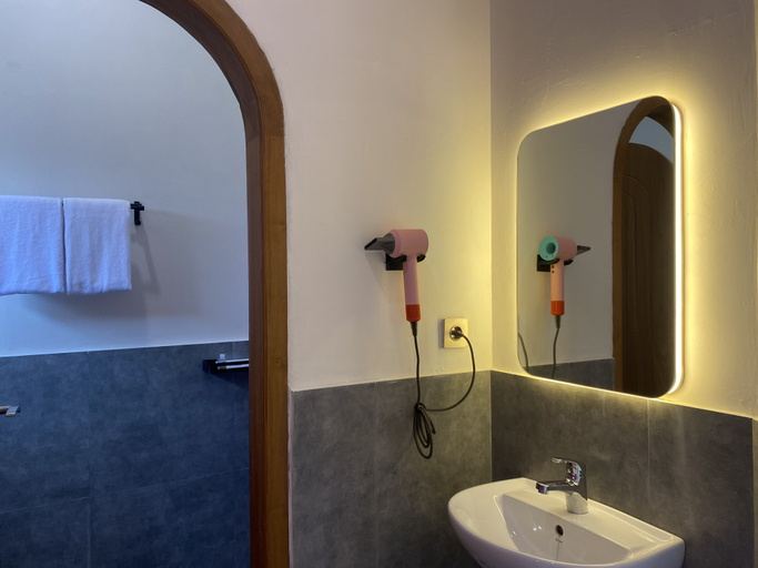 Bathroom 5