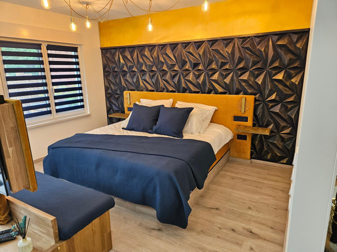 Guestroom, Lovely Goodies - Olympe Cachemire, Moselle