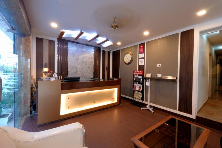 Public Area 2, Hotel Opera Delhi Airport, Delhi