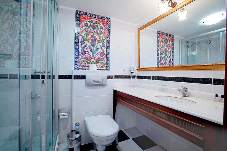 Bathroom 3, Hippodrome Hotel, Fatih