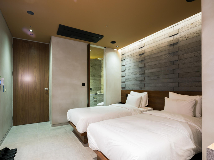 Bedroom 8