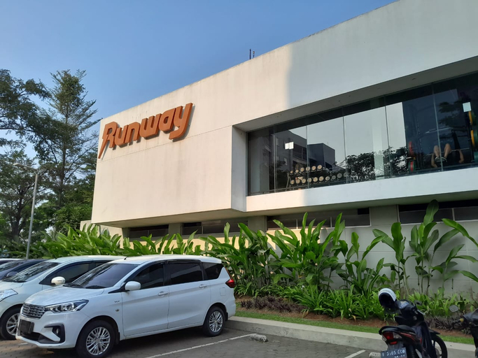 Exterior & Views 4, Smart Inn at Aeropolis Residence, Tangerang