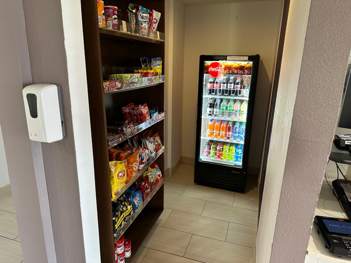 Food & Drinks 2, Holiday Inn Express & Suites PONCA CITY, Kay