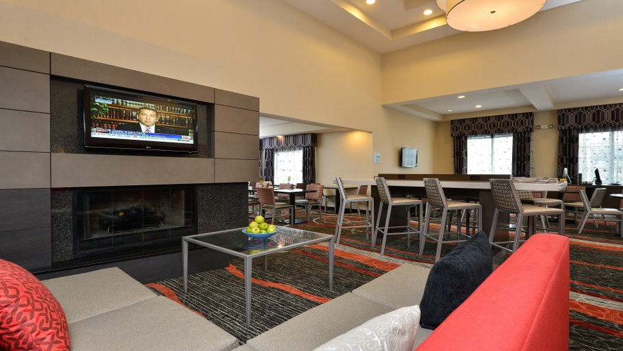 Food & Drinks 5, Holiday Inn Express BOSTON-MILFORD by IHG, Worcester