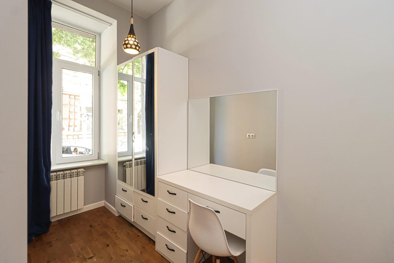 Bathroom 2, Charming 2BR Apartment in Old Tbilisi - by Wehost, Tbilisi