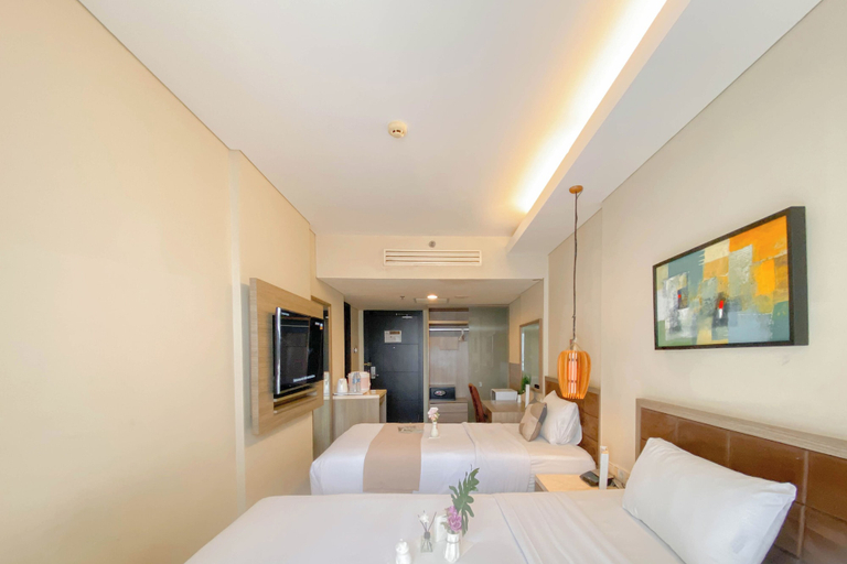Bedroom, Comfy Studio (No Kitchen) At Apartment Grand Palace Kemayoran, Central Jakarta