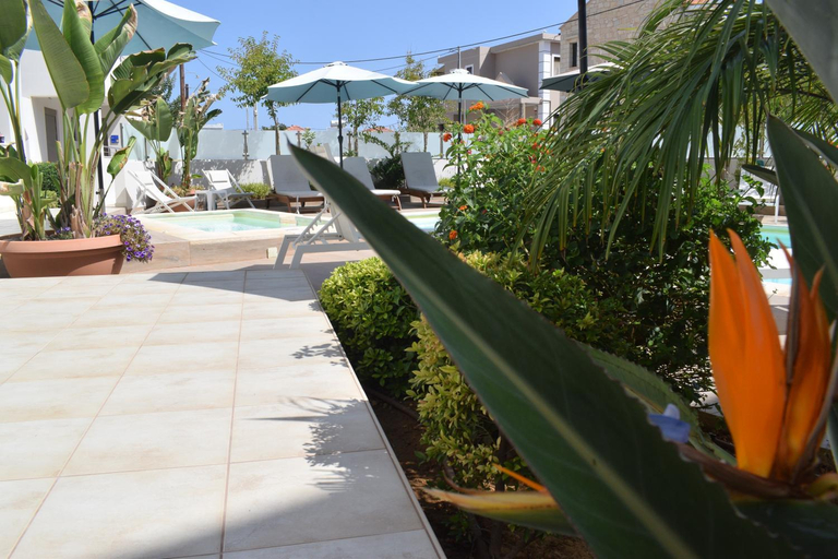 Others 4, Four Seasons Homes, Crete
