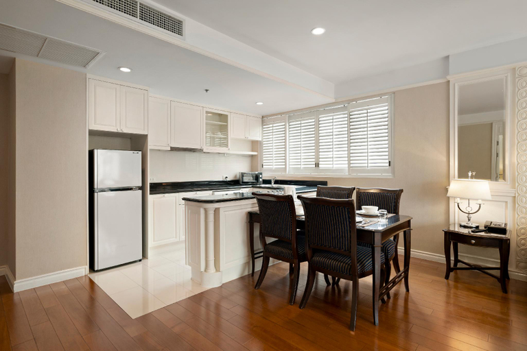 Dining Room 29