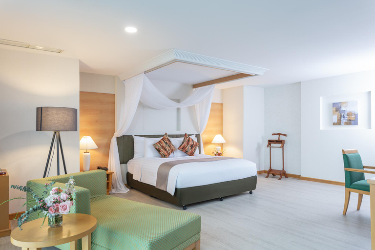 Bedroom 9