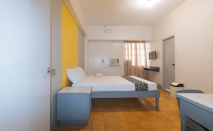 Bedroom 4, Hotel Madiaas by RedDoorz, Iloilo City