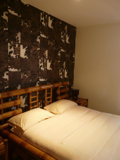 Bedroom 4, Domaine de Kerzuat - Chambres d'hôtes, Finistère