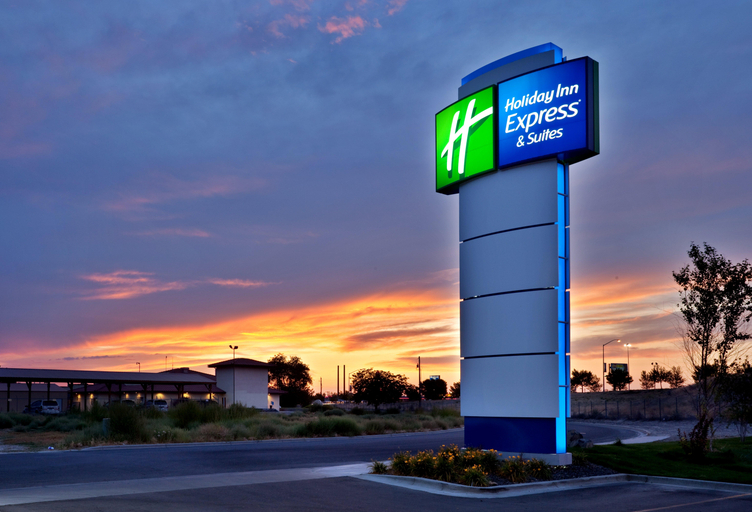 Exterior & Views 4, Holiday Inn Express & Suites ONTARIO, Malheur