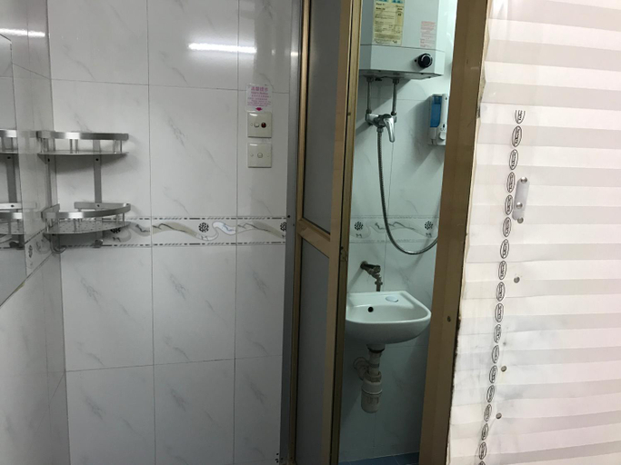 Bathroom 15