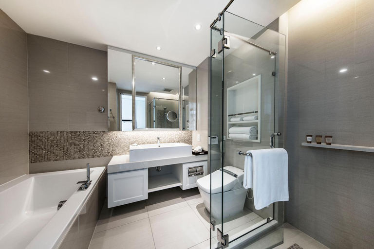 Bathroom 27