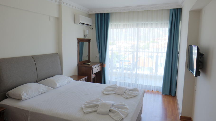 Bedroom 3, Cihanturk Hotel, Marmaris