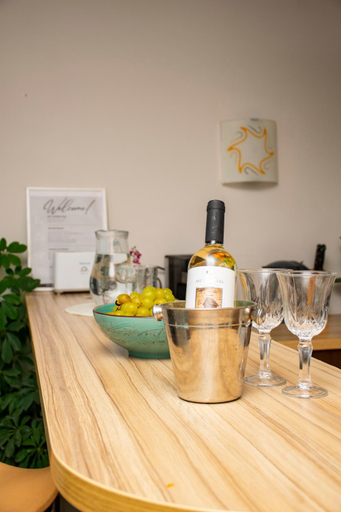 Food & Drinks, Апартамент FLAME, Nesebar