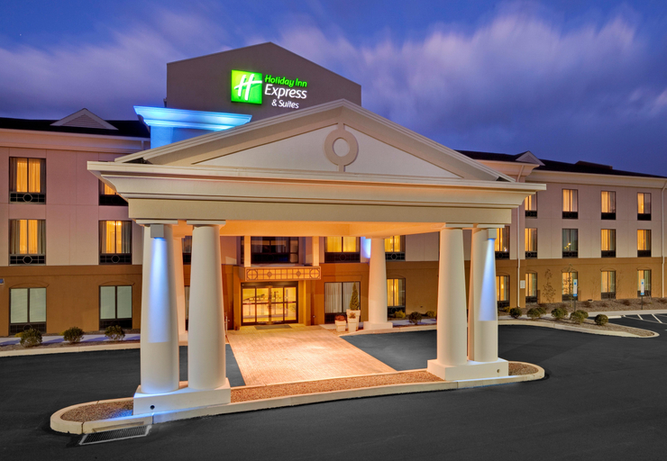 Exterior & Views 4, Holiday Inn Express & Suites LEBANON by IHG, Lebanon